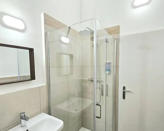 Kaisers Grand Apartment